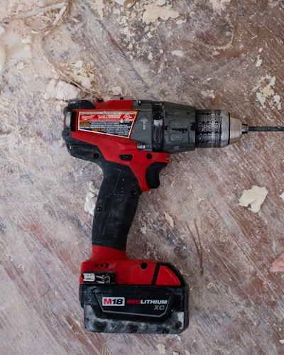 Maquinaria Industrial y Construccion