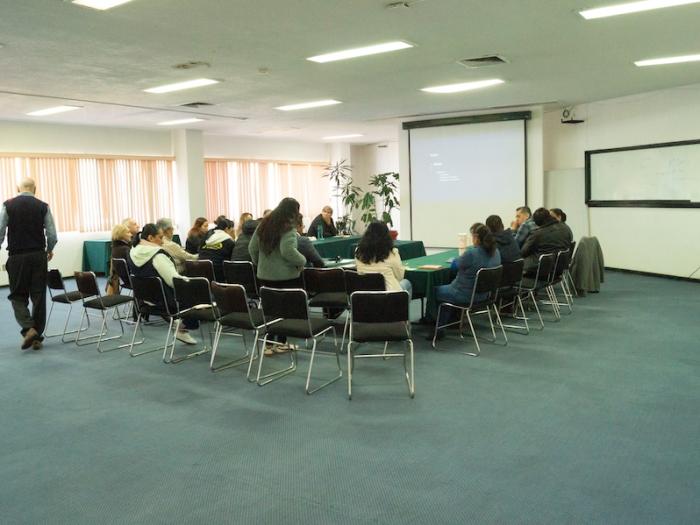Salas de Juntas Equipadas del Club Alemán - Espacio Profesional y Acogedor
