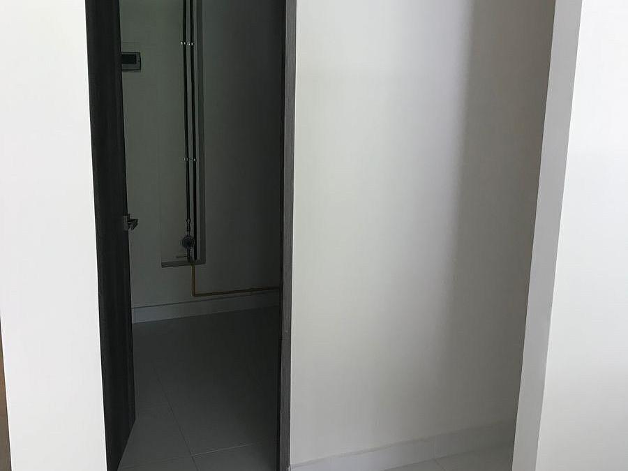 Departamento con Balcón en Col. Del Valle Centro