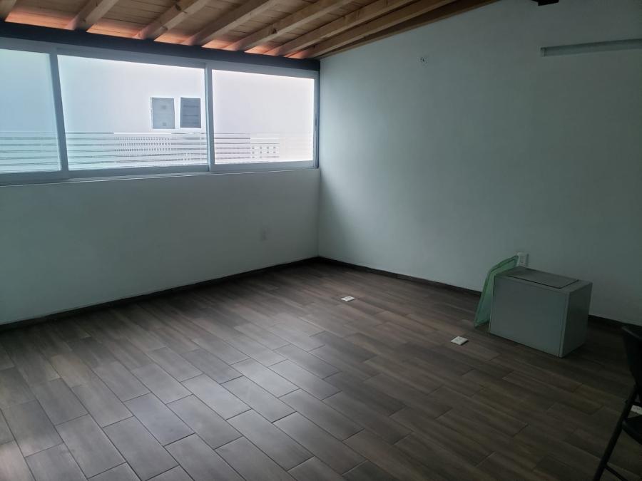 Oficina 18 m² Taxqueña Planta Baja con Estacionamiento