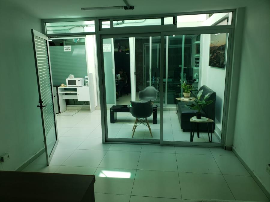 Oficina Premium 23 m² Taxqueña con Vista y Luz Natural