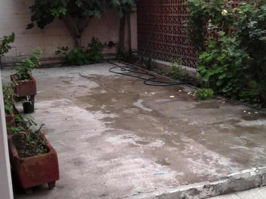 Lugar de estacionamiento en garage privado
