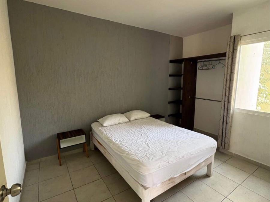 Renta de departamento amueblado