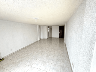 Casa en Venta 4 Recámaras con Jardín - Privada Exclusiva