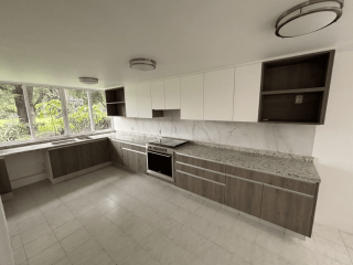 Casa en Venta Club de Golf México - 4 Rec, Jardín, Luminosa